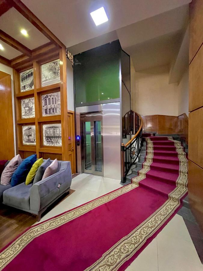Hotel Plaza Viktoria Gümrü Dış mekan fotoğraf