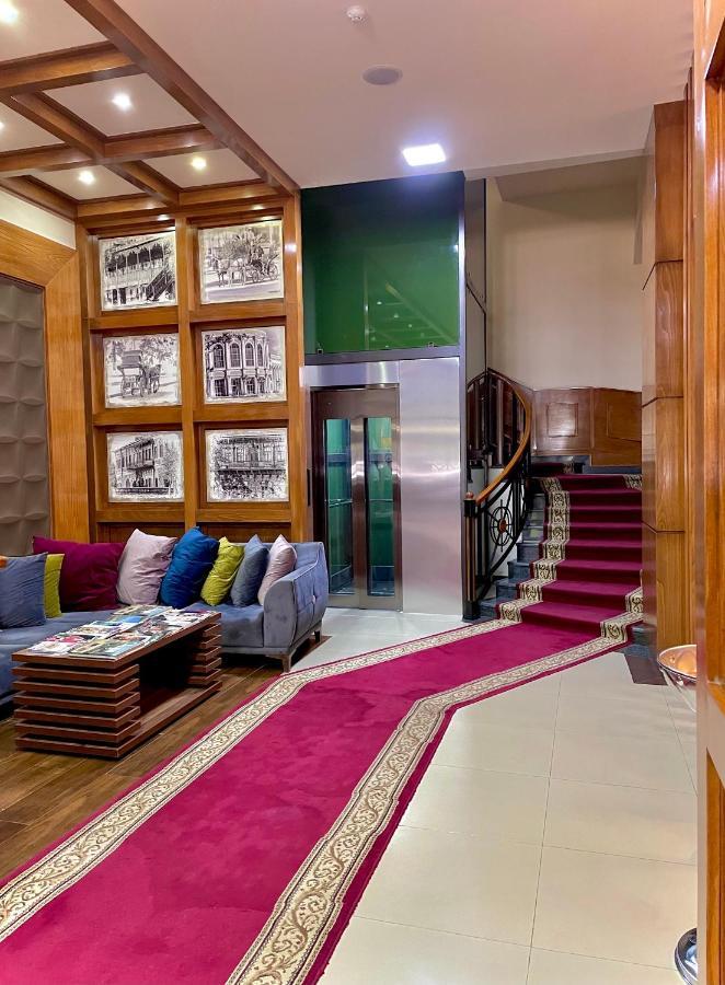 Hotel Plaza Viktoria Gümrü Dış mekan fotoğraf