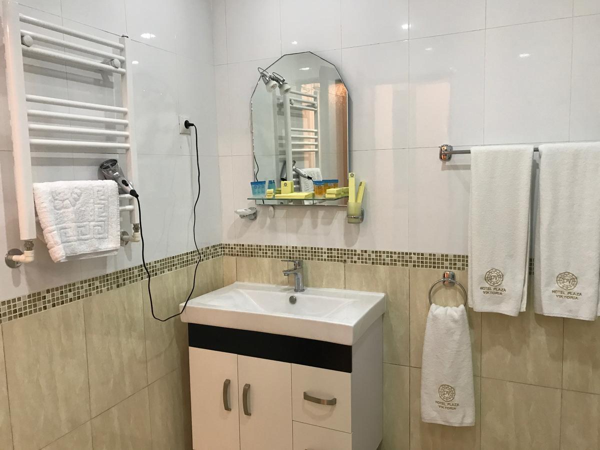 Hotel Plaza Viktoria Gümrü Dış mekan fotoğraf